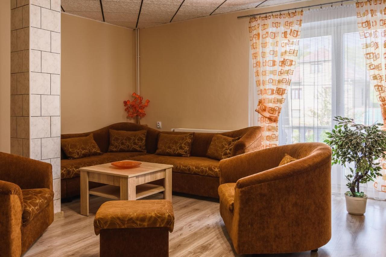 Apartman Elegant 2 Bešeňová Eksteriør billede