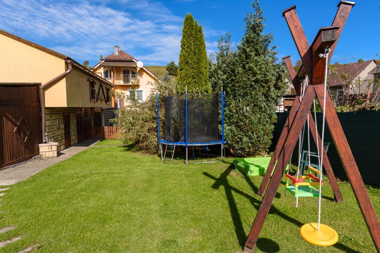 Apartman Elegant 2 Bešeňová Eksteriør billede