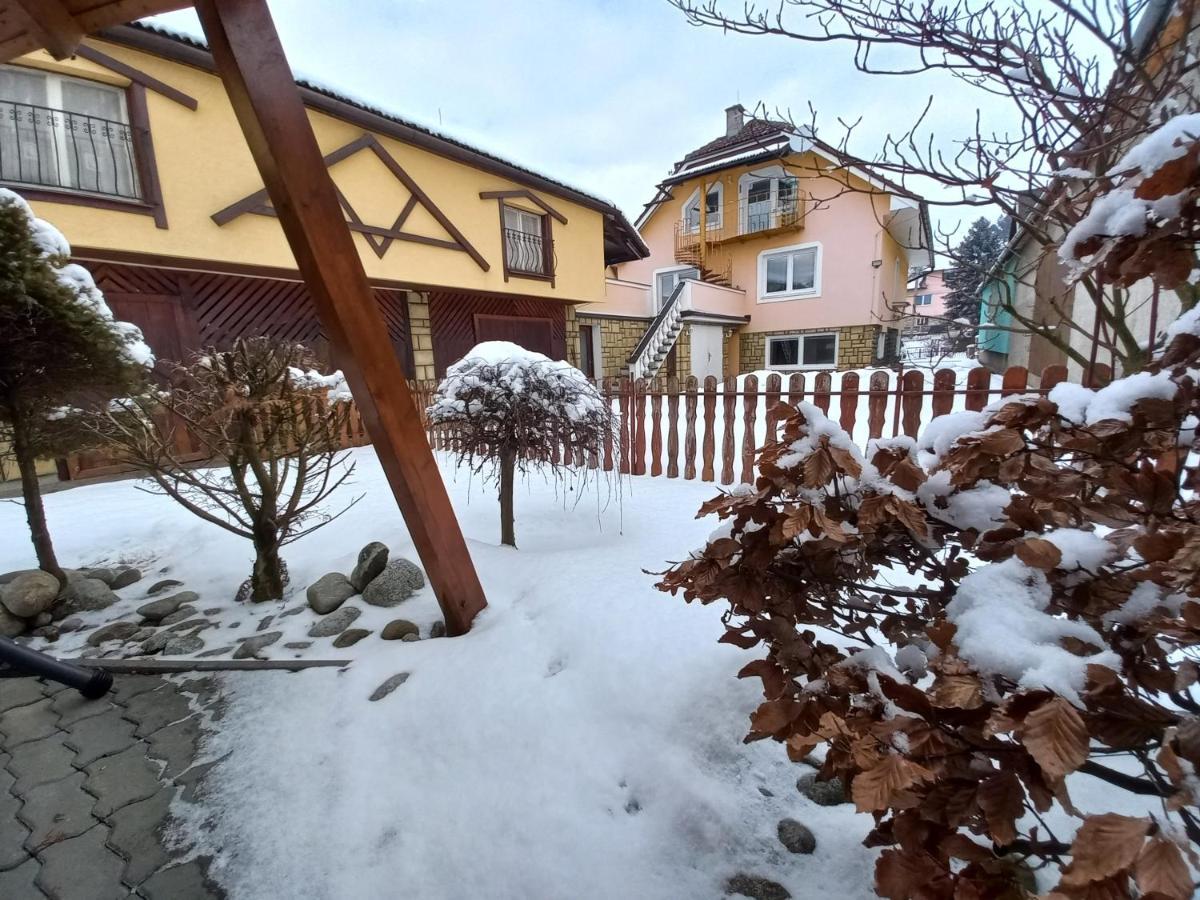 Apartman Elegant 2 Bešeňová Eksteriør billede