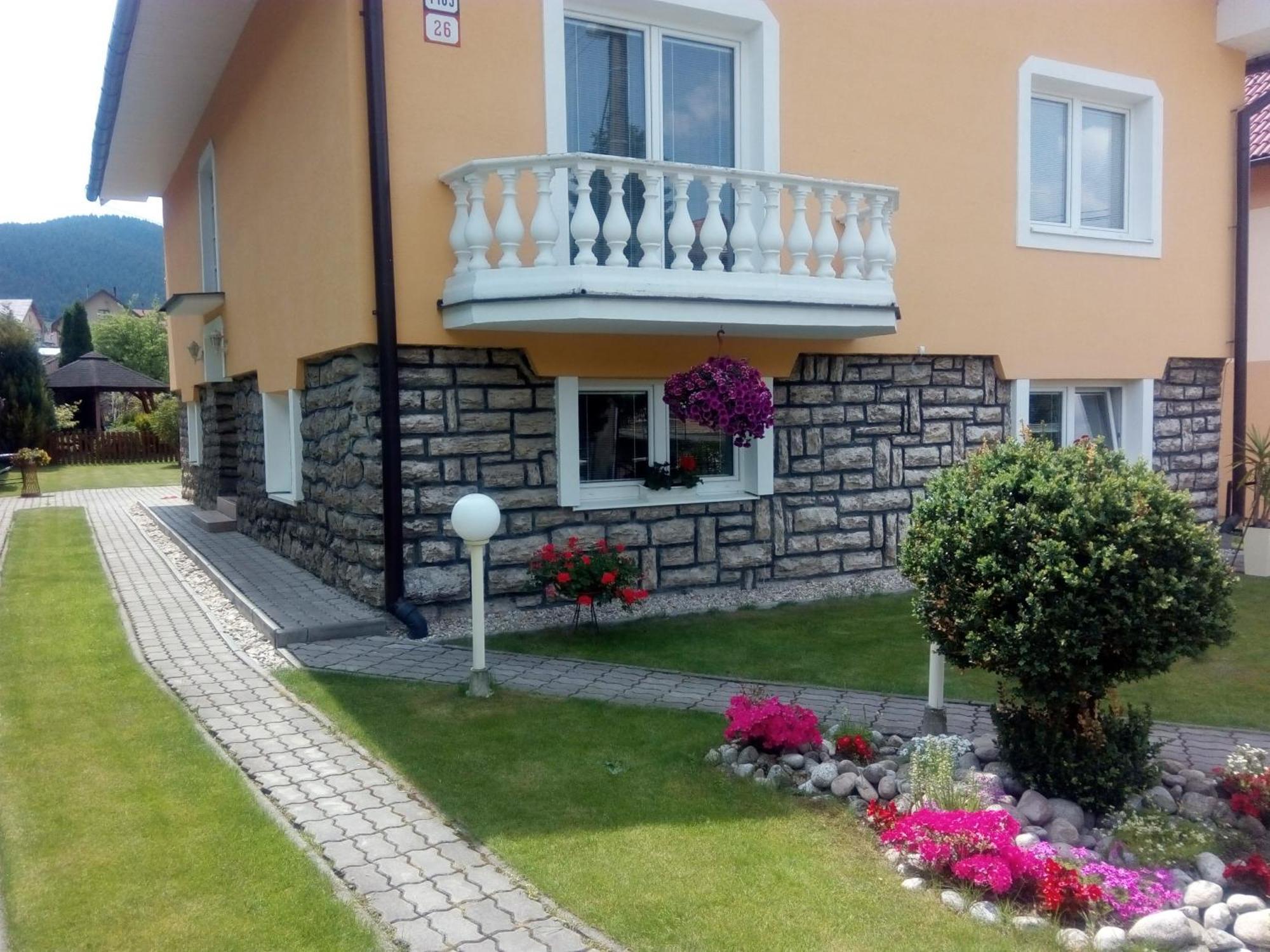 Apartman Elegant 2 Bešeňová Eksteriør billede